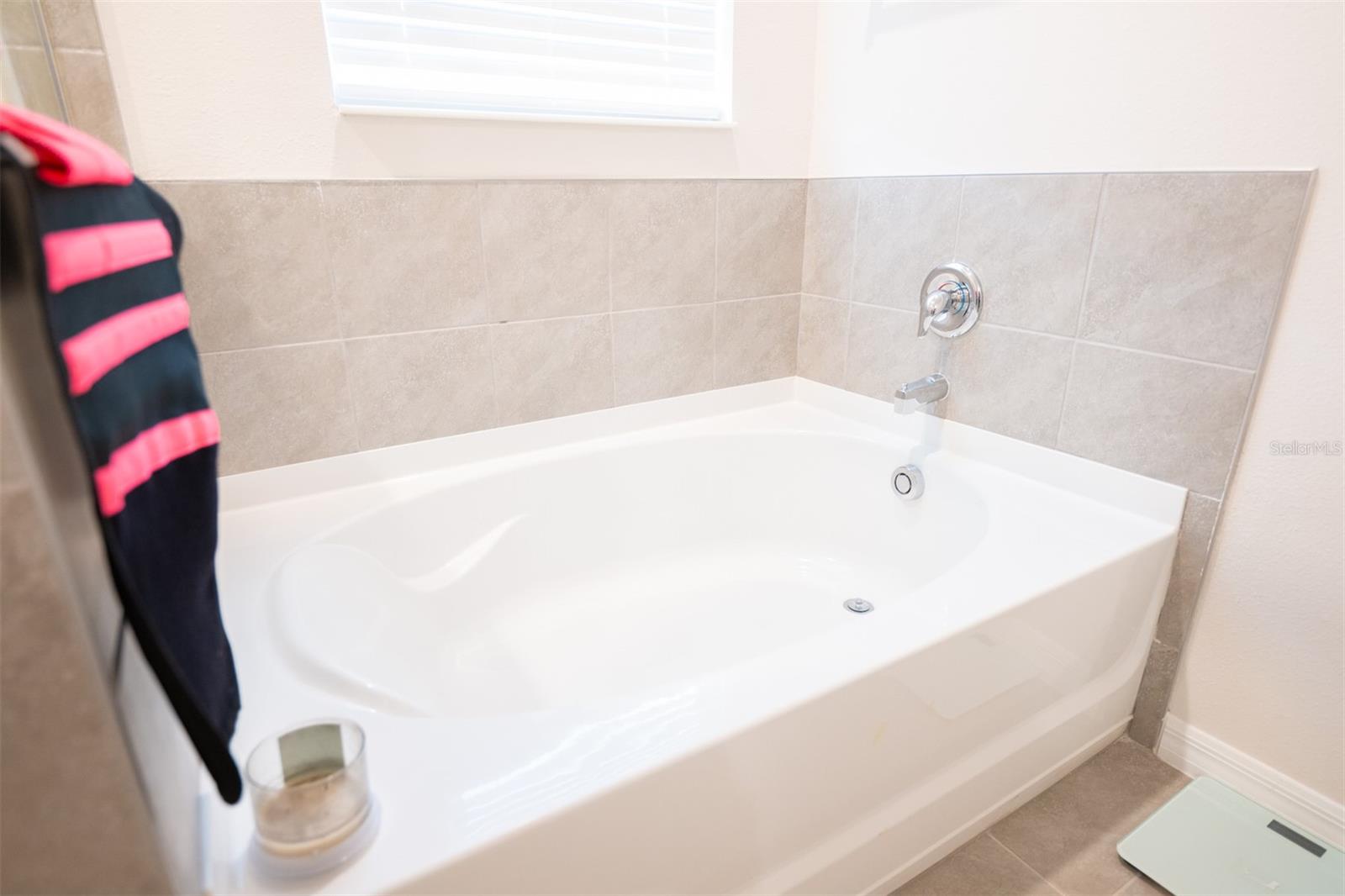 Image 26 of 57 For 3809 Capri Coast Drive