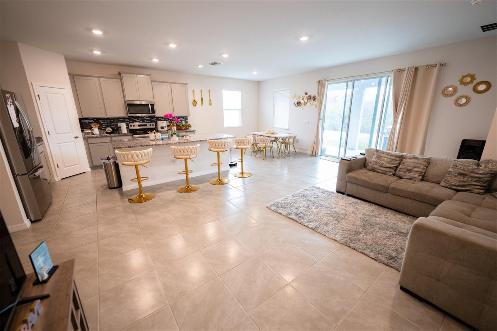 Image 32 of 57 For 3809 Capri Coast Drive