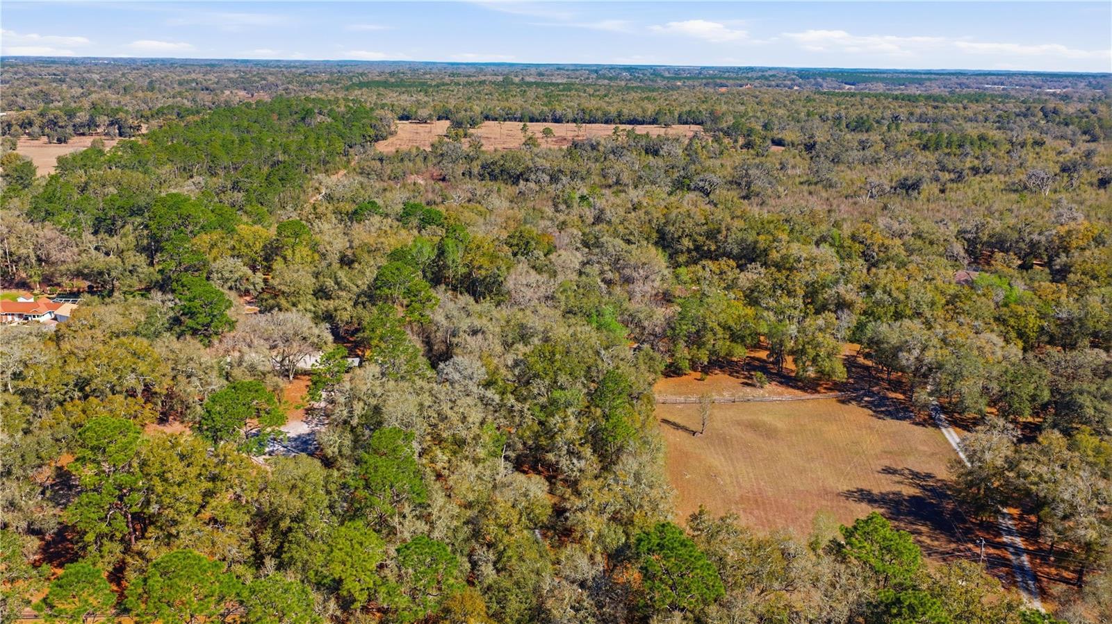 Image 41 of 49 For 19 Northern Dancer Drive