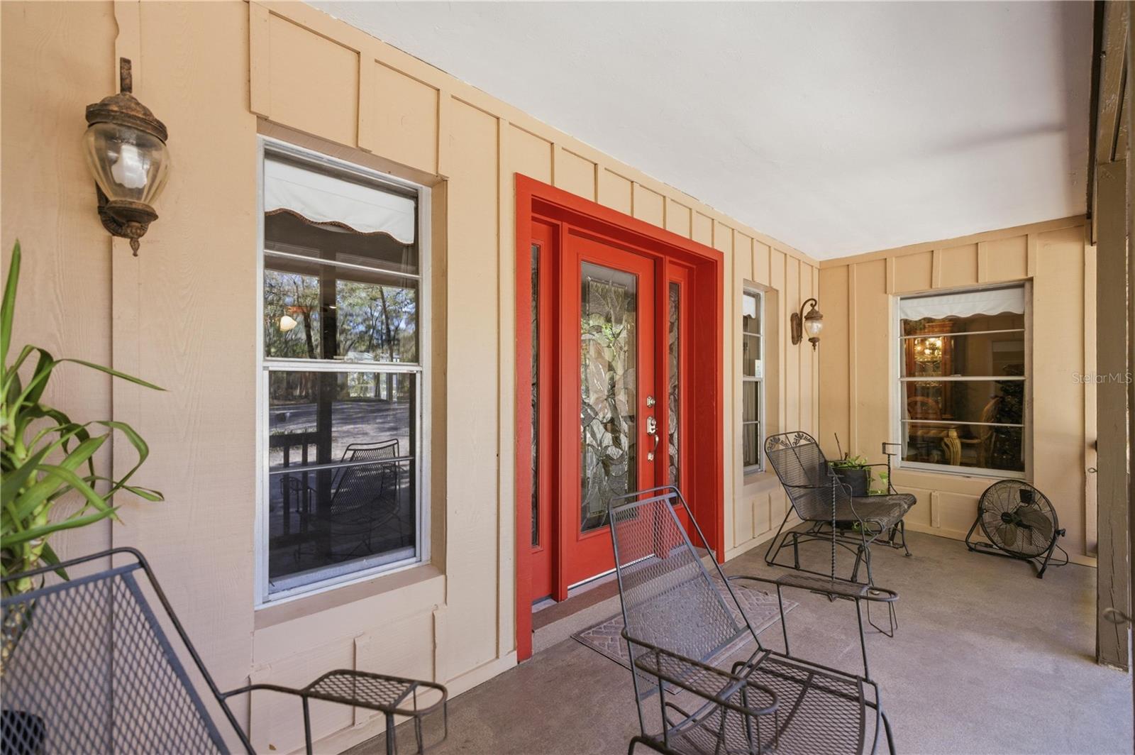 Image 5 of 49 For 19 Northern Dancer Drive