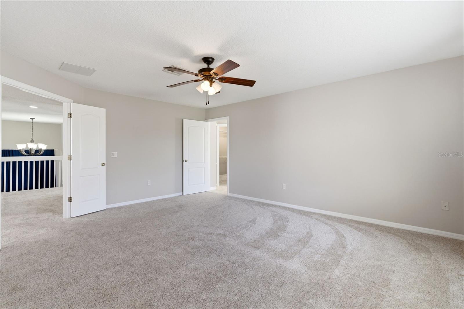 Image 26 of 47 For 141 Spring Glen Drive