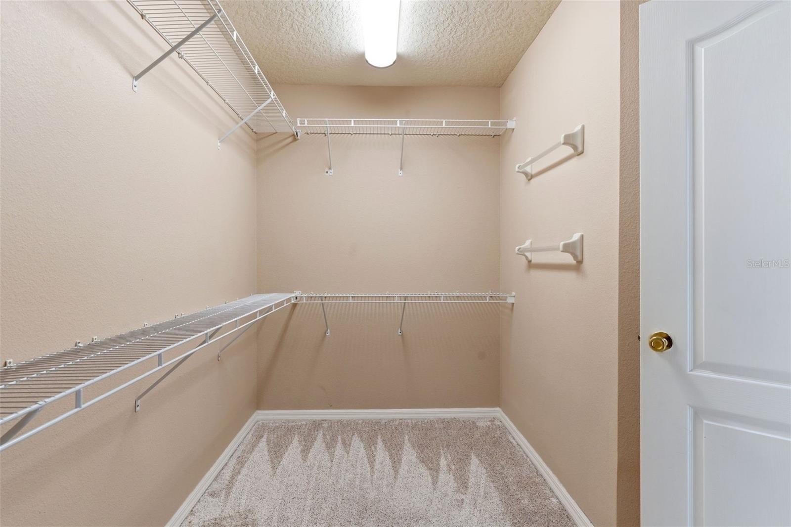 Image 29 of 47 For 141 Spring Glen Drive