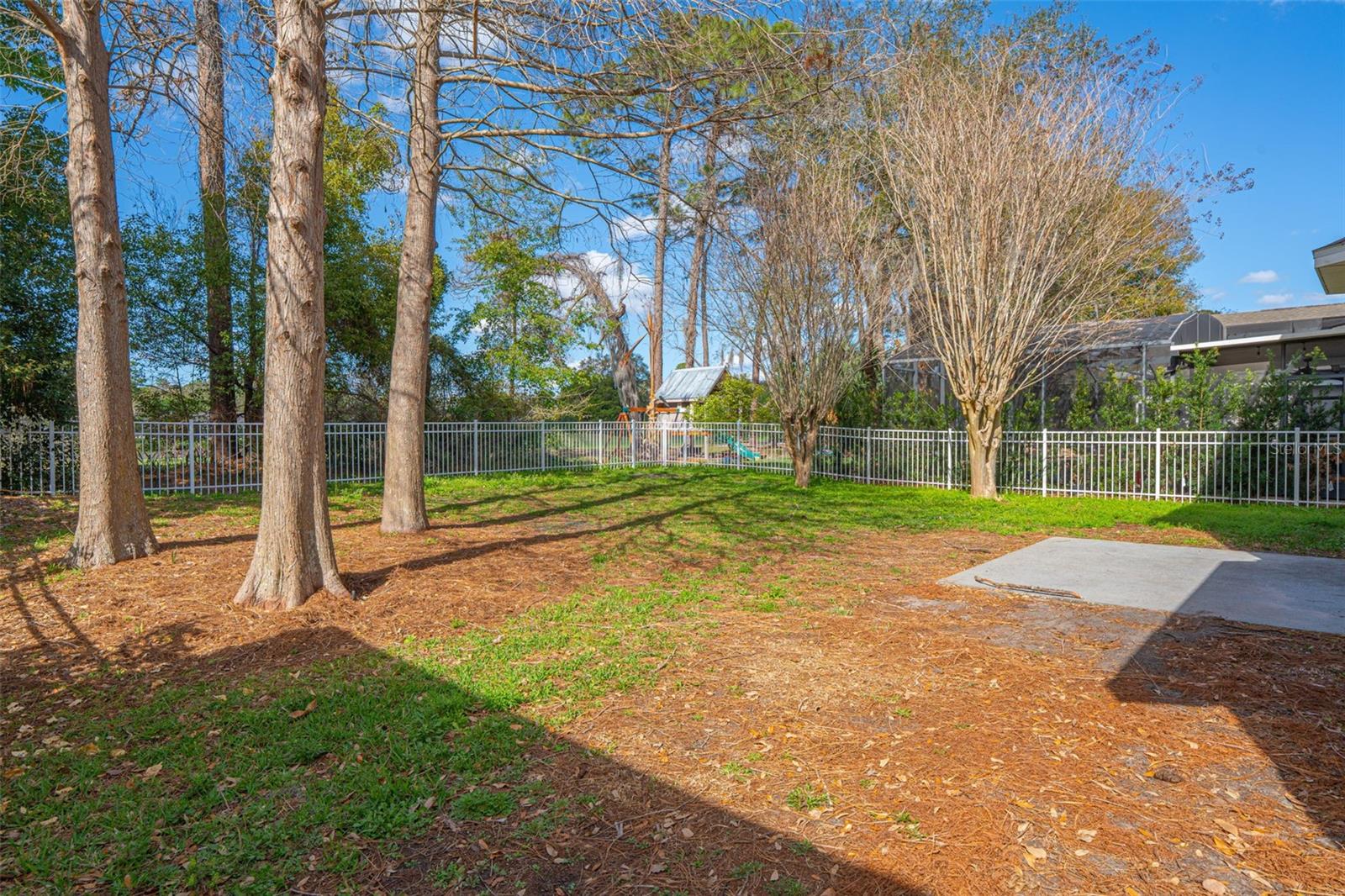 Image 35 of 47 For 141 Spring Glen Drive