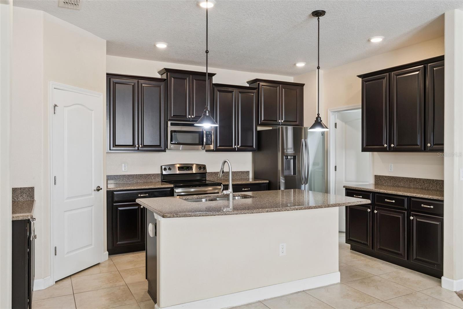 Image 4 of 32 For 1966 Pantheon Drive