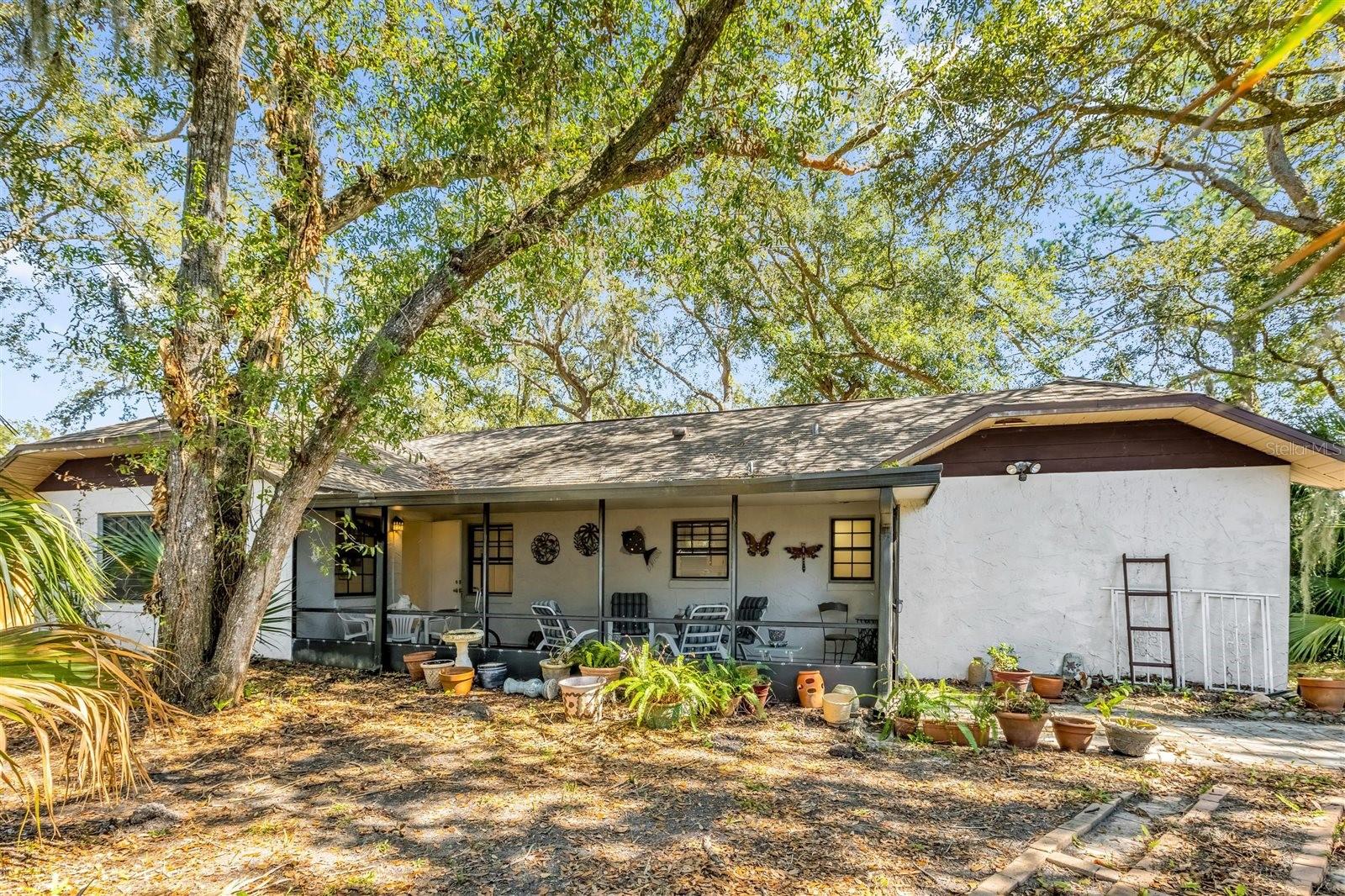 Image 3 of 30 For 6113 Del Rio Drive