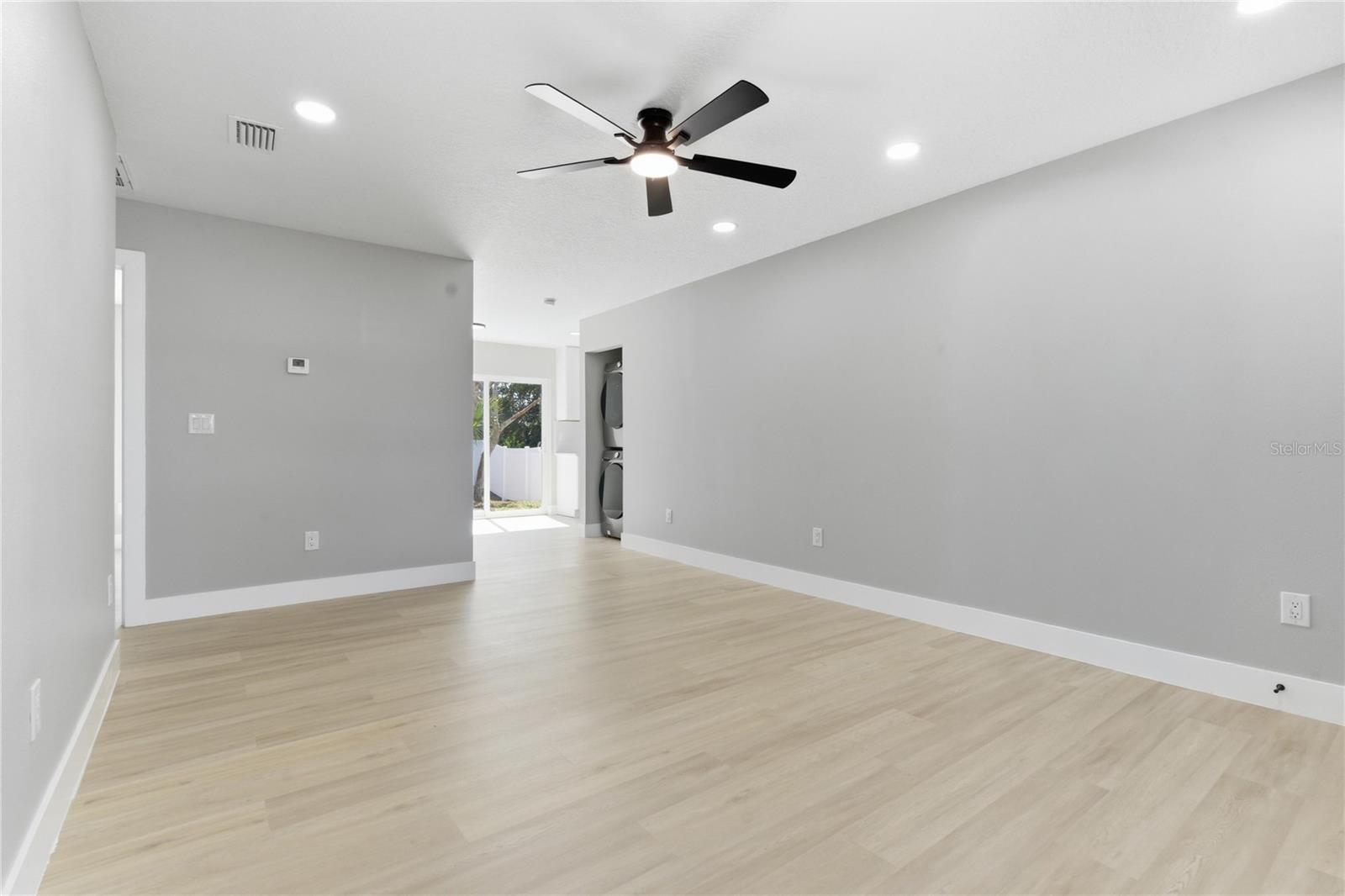 Image 6 of 14 For 5720 79th Avenue N