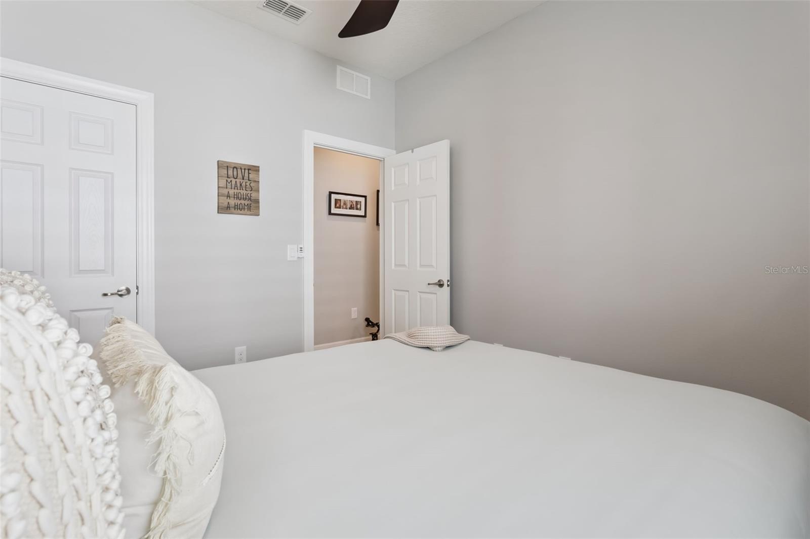 Image 31 of 56 For 1148 Bobcat Chase Boulevard