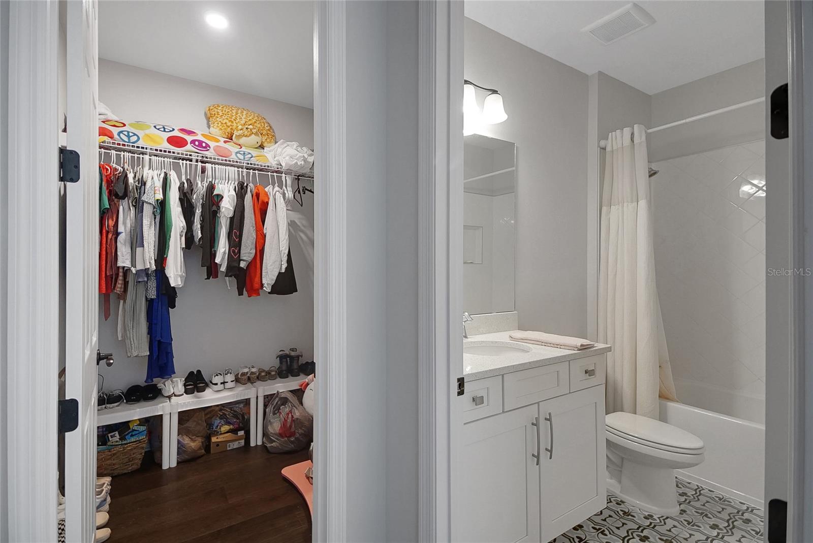 Image 77 of 99 For 14501 Wabasso Loop