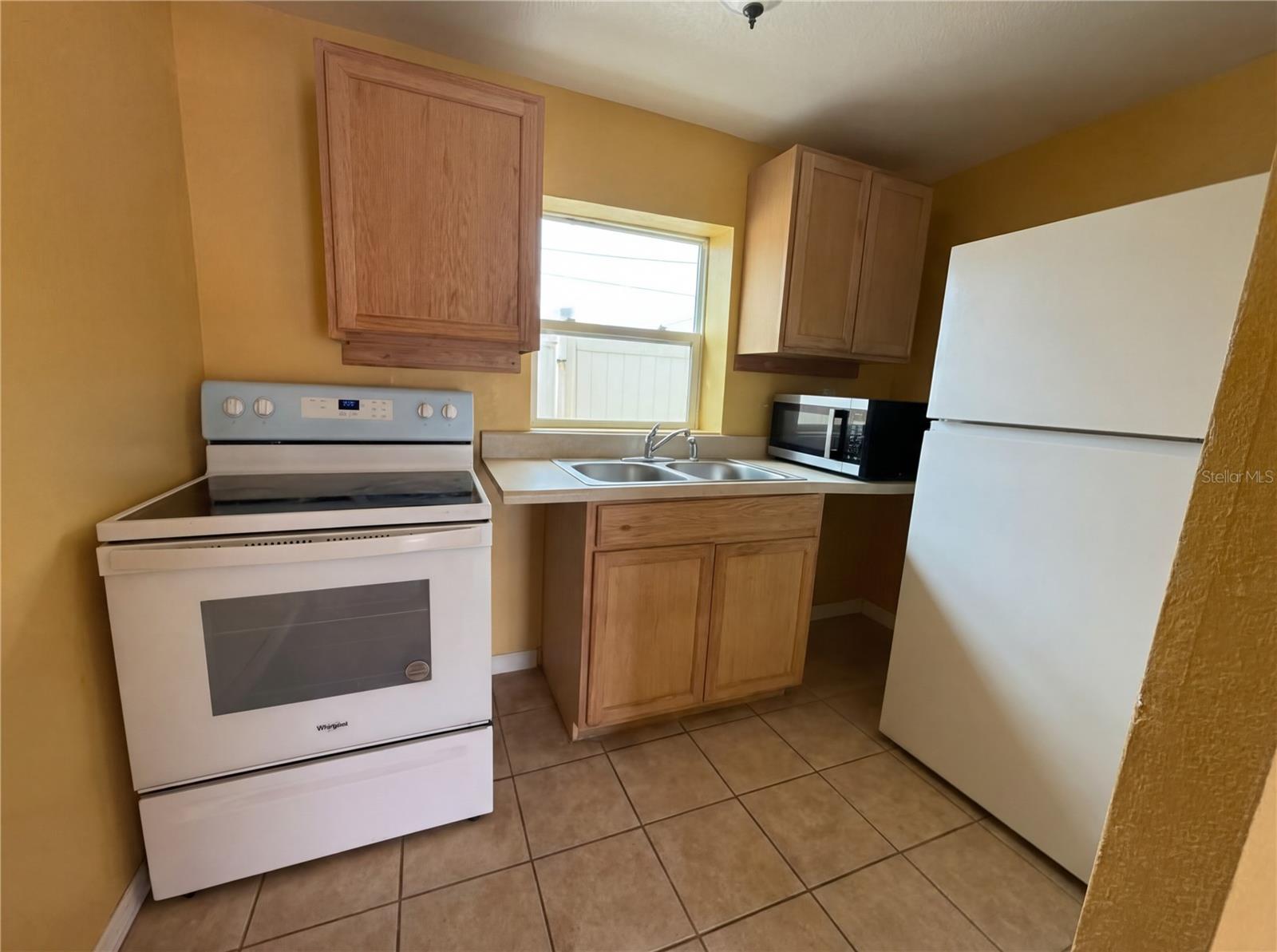 Image 3 of 10 For 1205 Avenue I