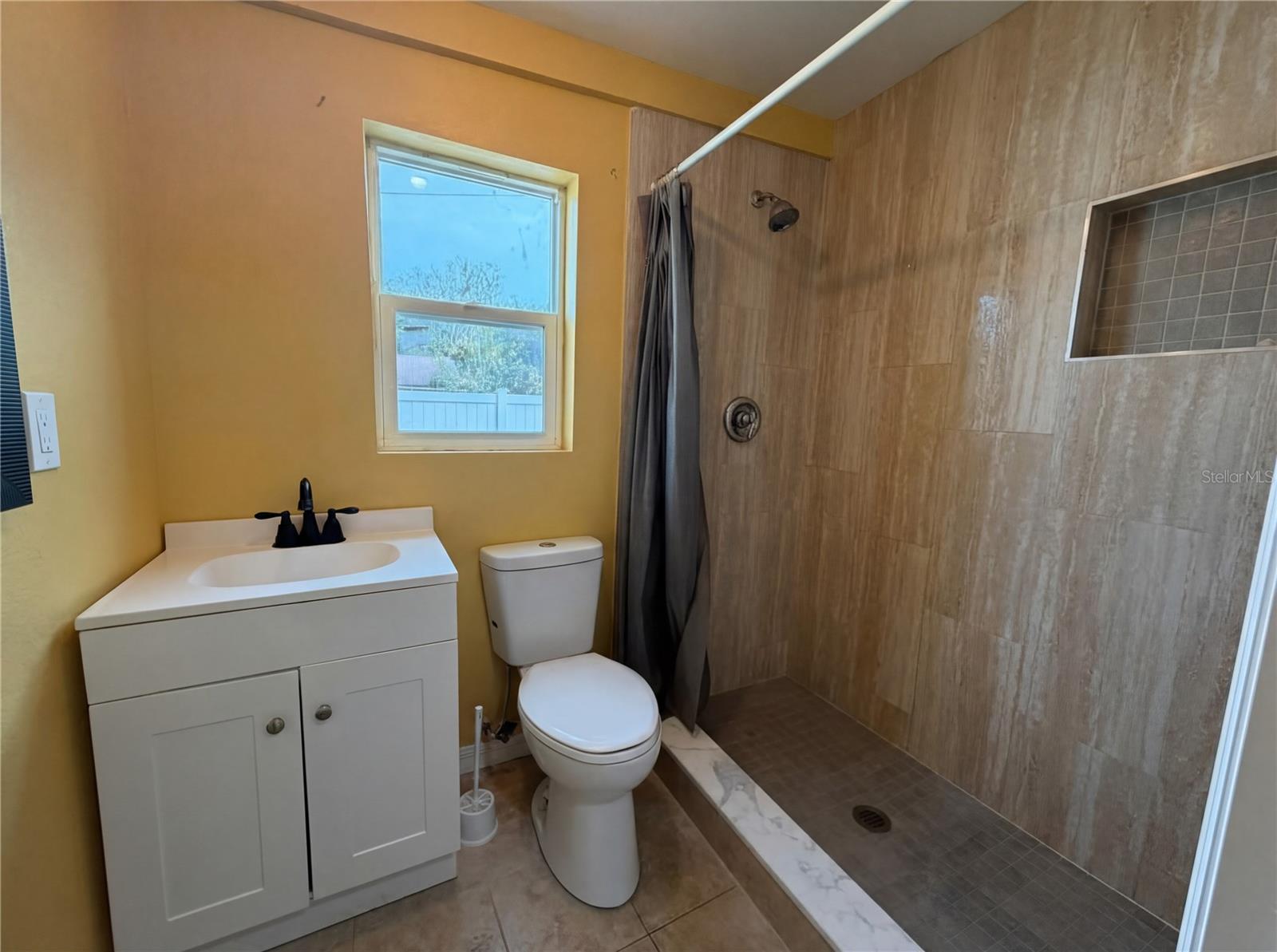 Image 5 of 10 For 1205 Avenue I