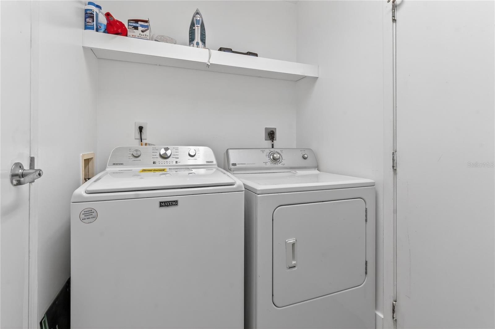 Image 40 of 59 For 525 Jackson Street 403