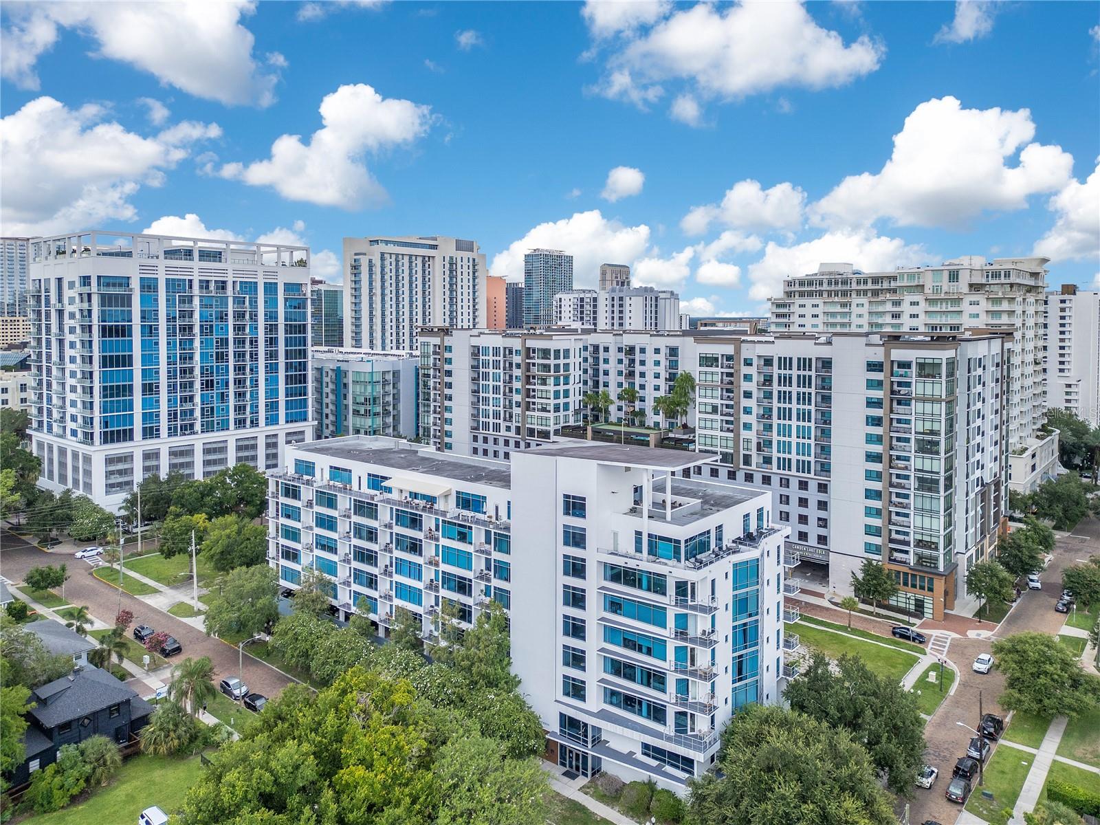 Image 43 of 53 For 525 Jackson Street 604