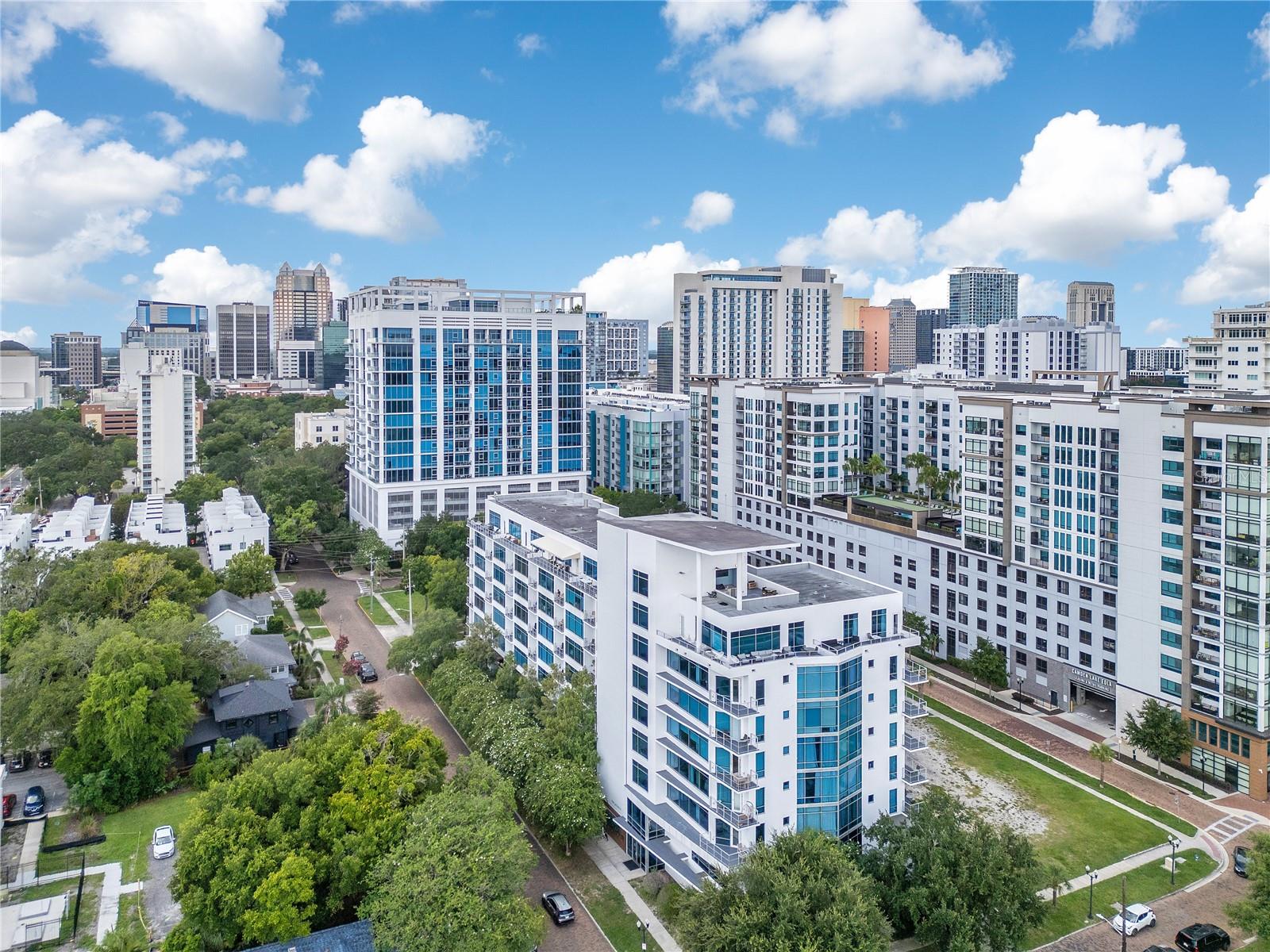 Image 44 of 53 For 525 Jackson Street 604