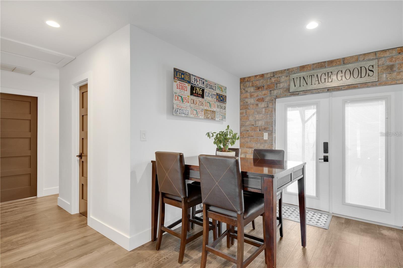 Image 11 of 45 For 1616 Tulane Street