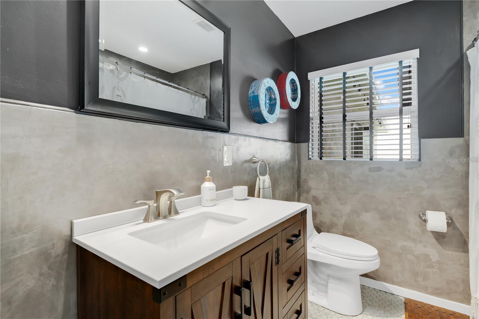 Image 21 of 45 For 1616 Tulane Street