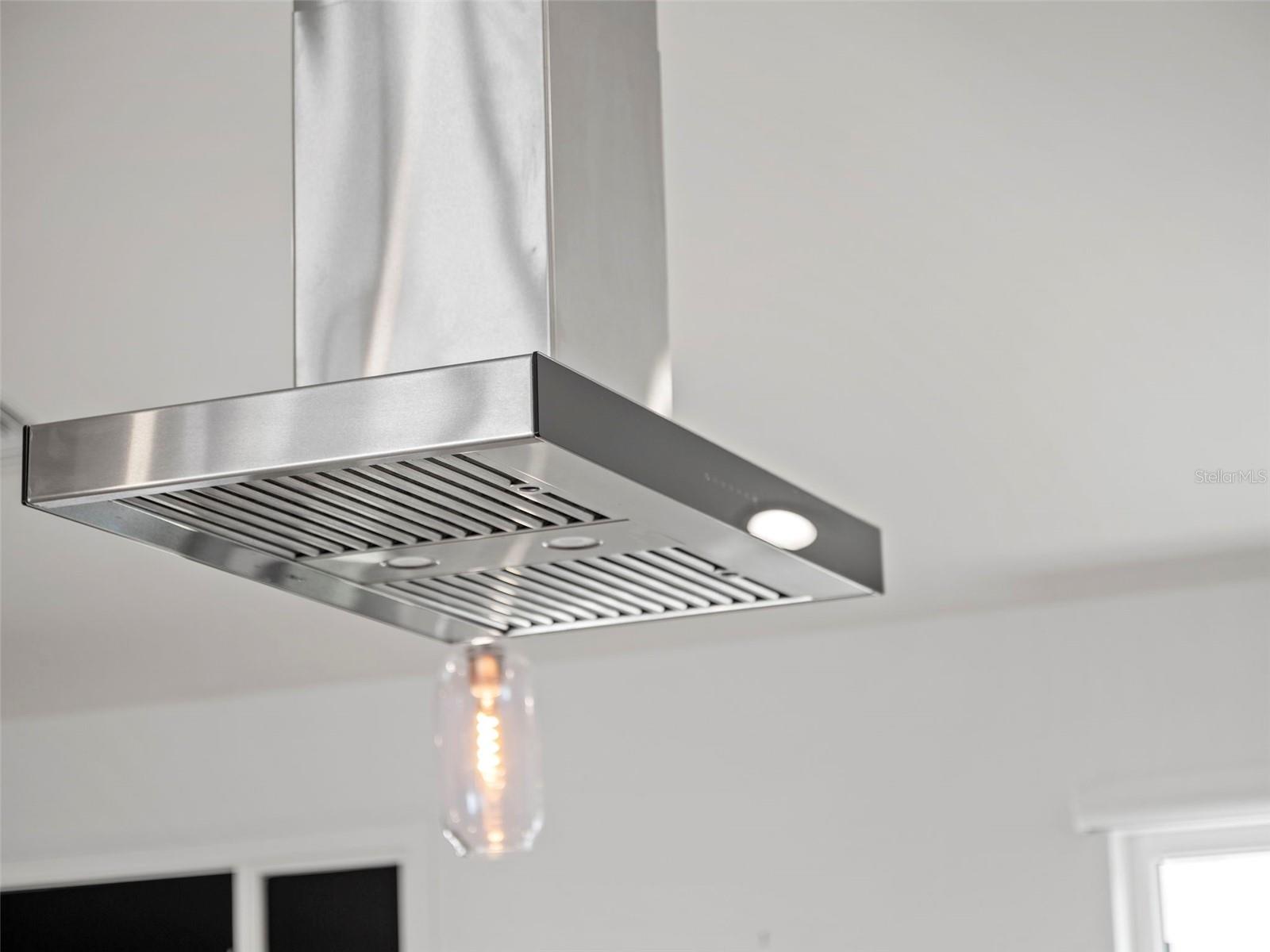 Listing photo id 11 for 1021 Temple Grove Place