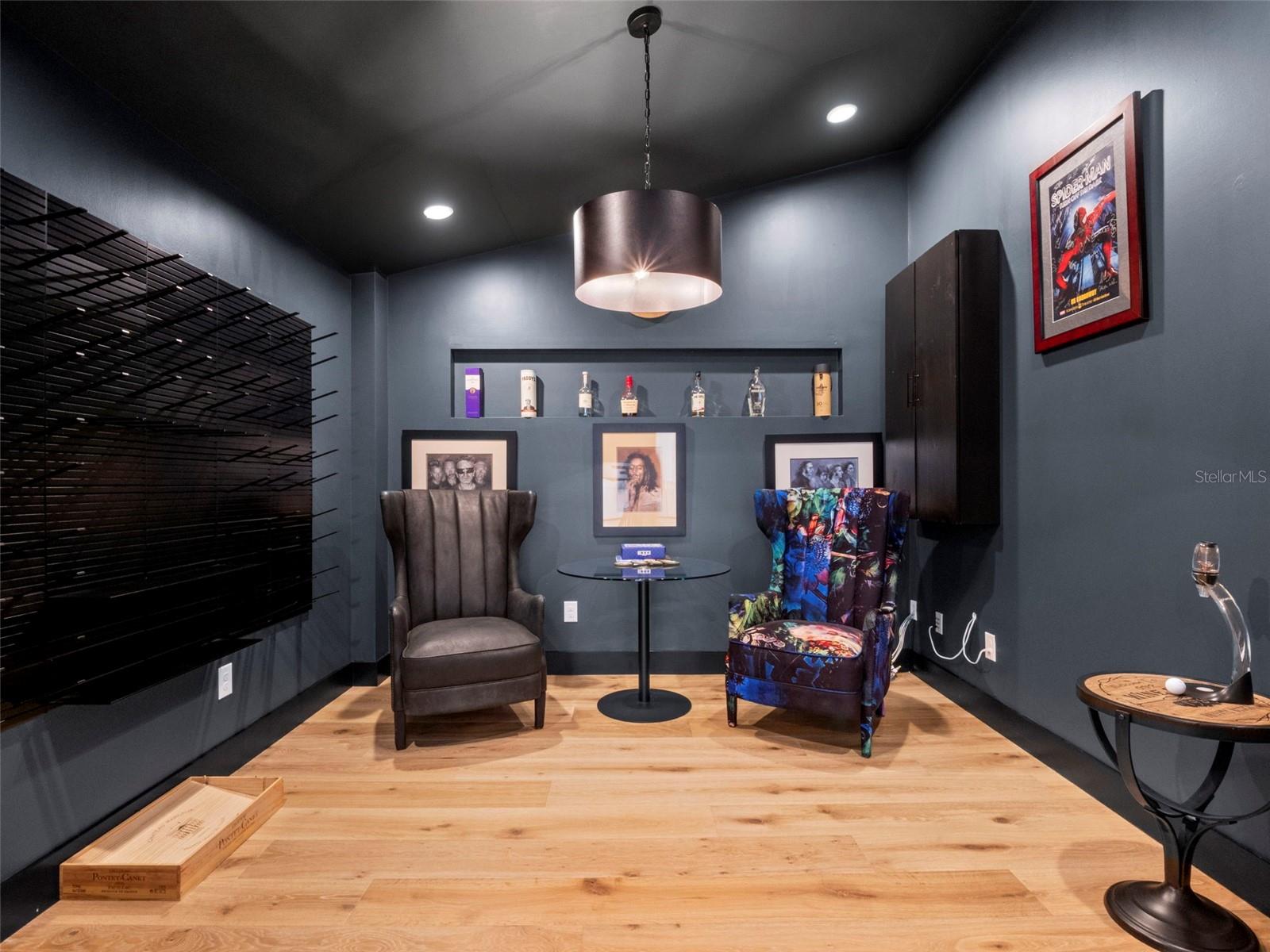 Listing photo id 21 for 1021 Temple Grove Place