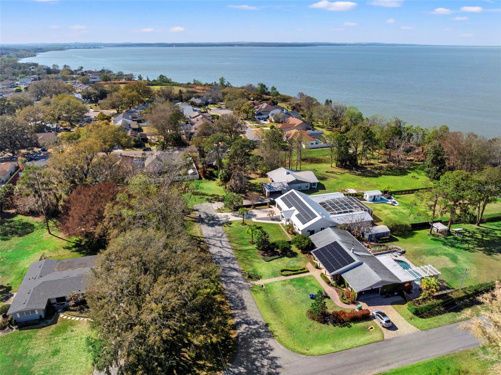 Listing photo id 52 for 1021 Temple Grove Place