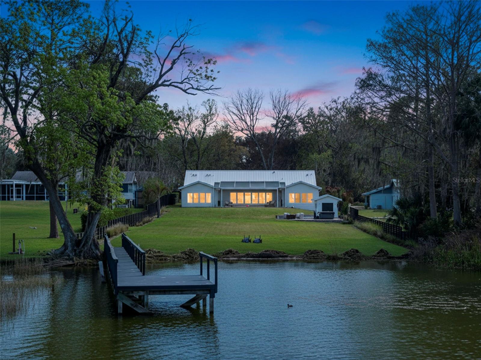 Listing photo id 61 for 1021 Temple Grove Place