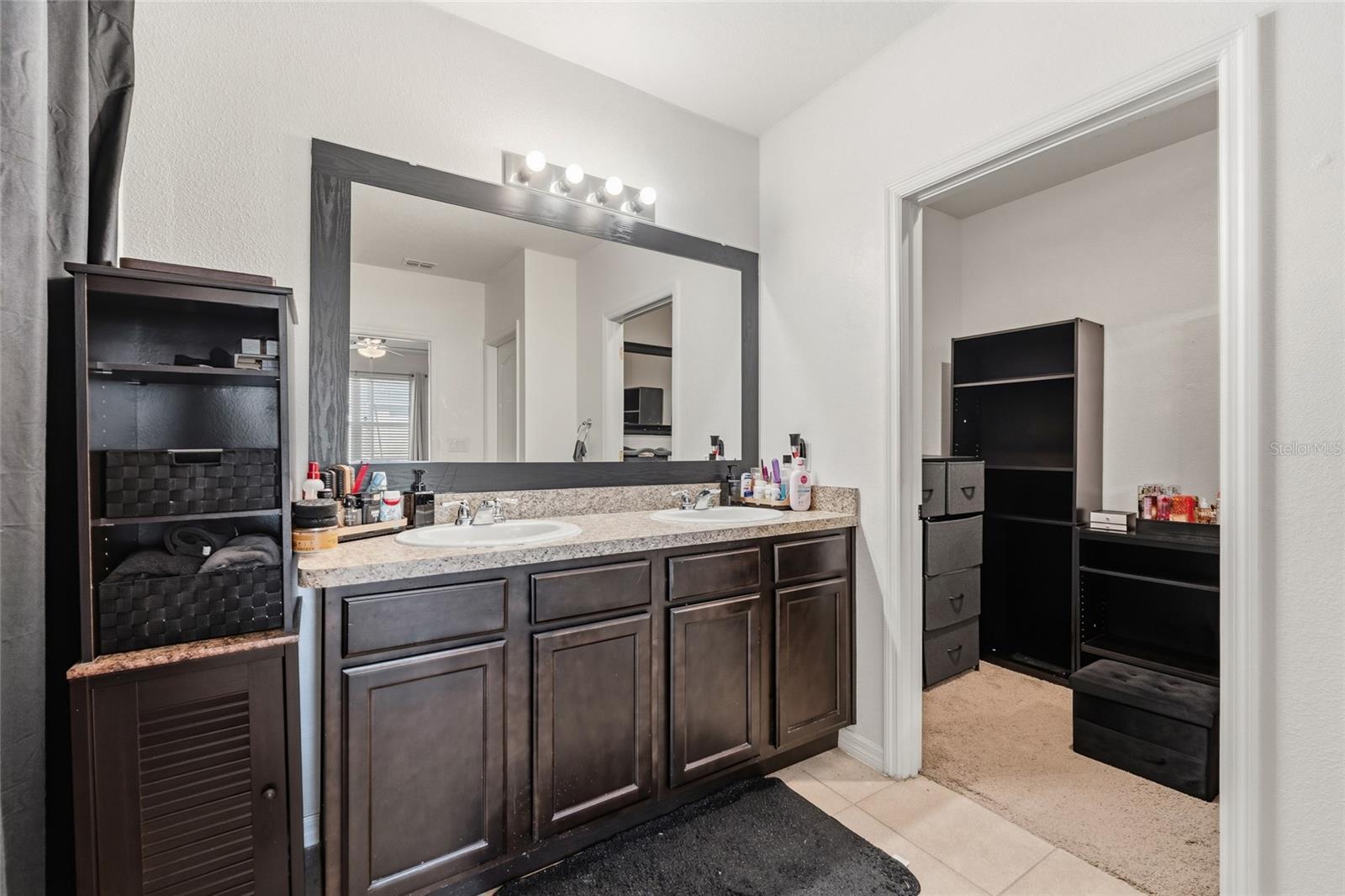 Image 13 of 33 For 3658 Maidencain Street