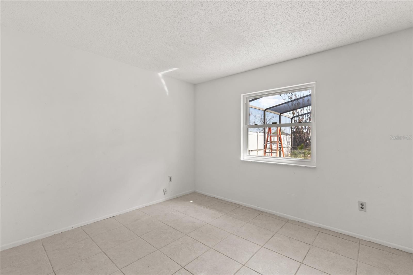 Image 12 of 17 For 13337 Boulder Woods Circle