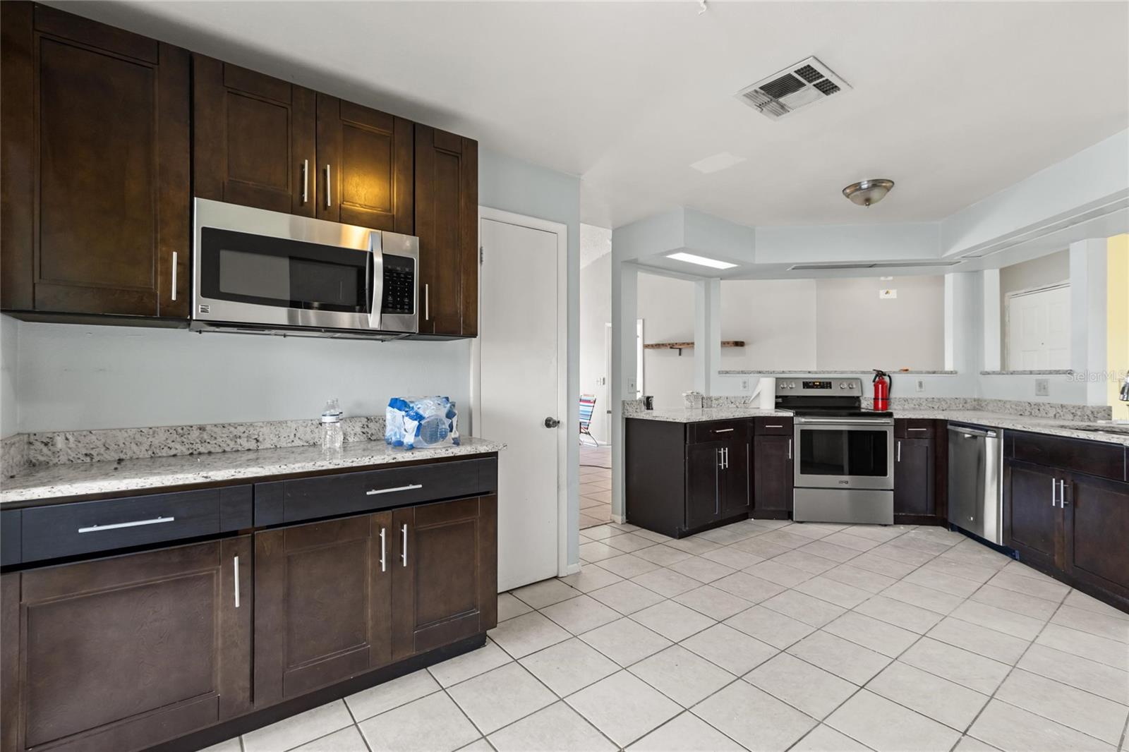 Image 7 of 17 For 13337 Boulder Woods Circle