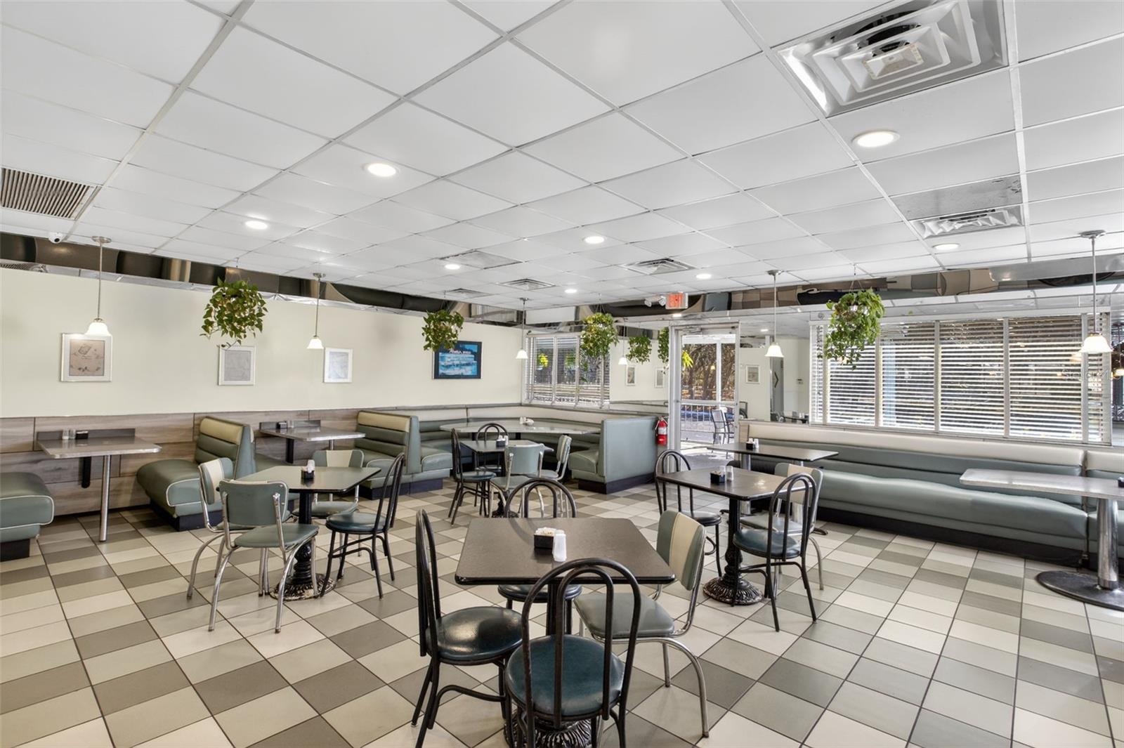 Image 15 of 45 For 4040 Us Highway 27 S