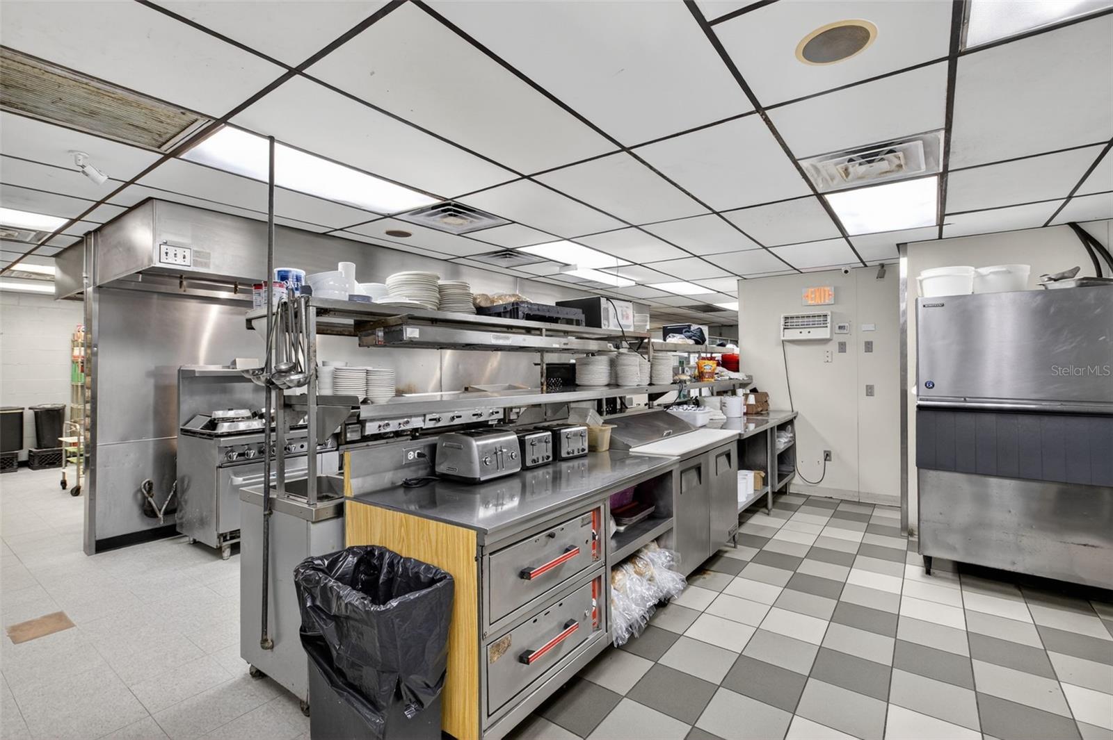 Image 29 of 45 For 4040 Us Highway 27 S