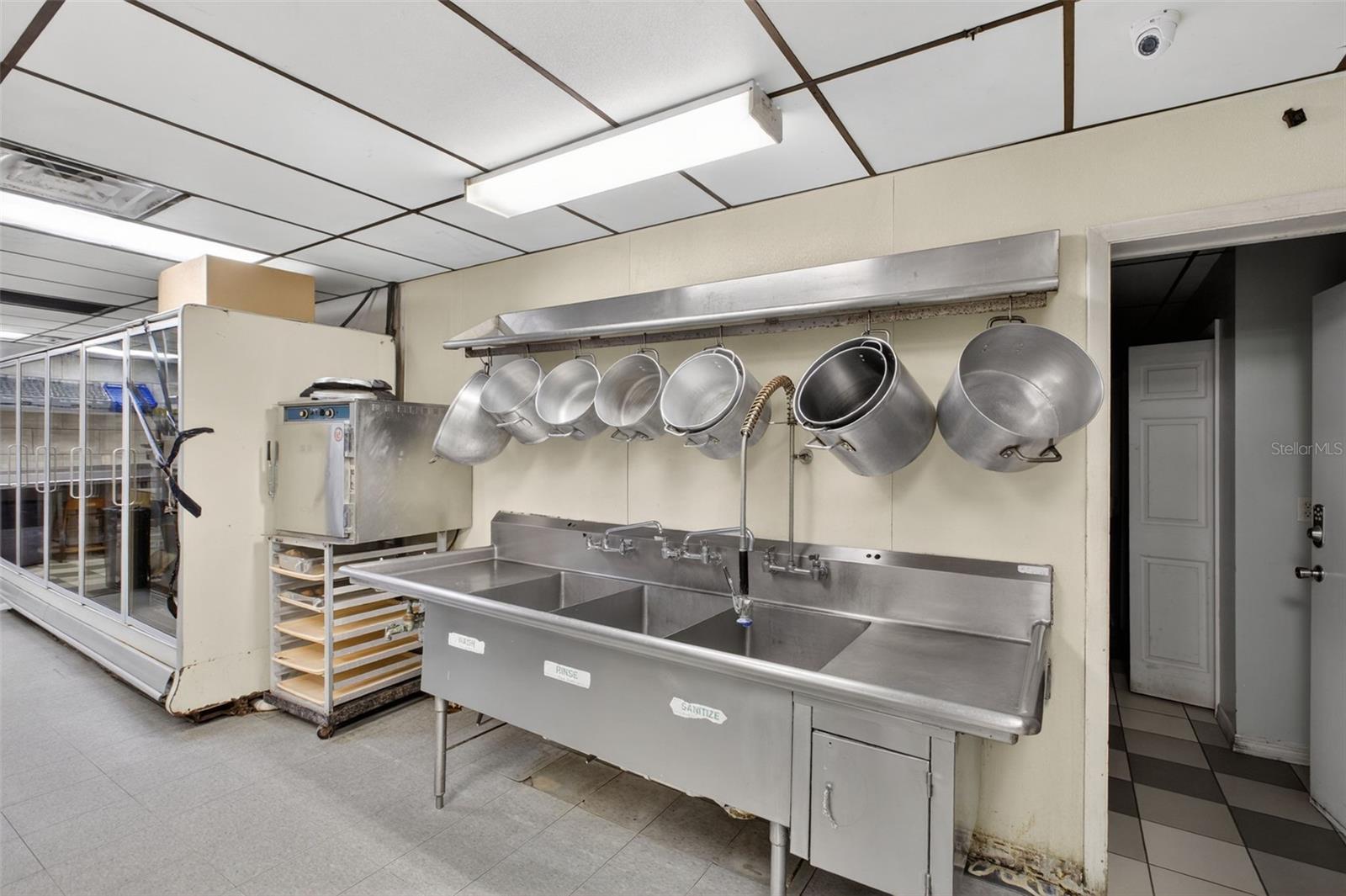 Image 42 of 45 For 4040 Us Highway 27 S