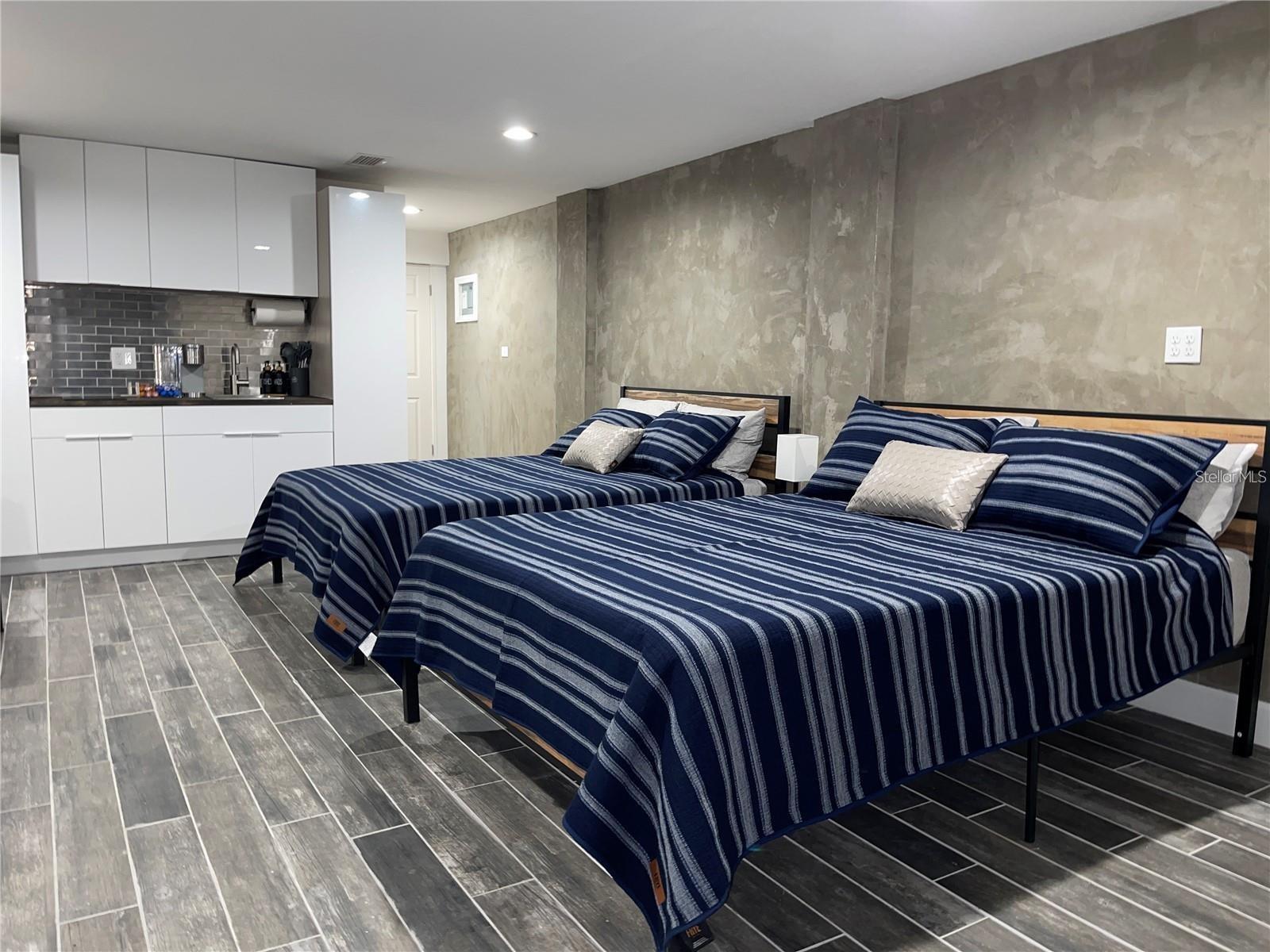 Image 11 of 13 For 4408 Gem Oaks Terrace