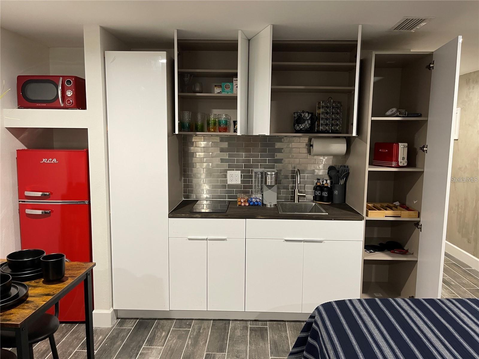 Image 6 of 13 For 4408 Gem Oaks Terrace