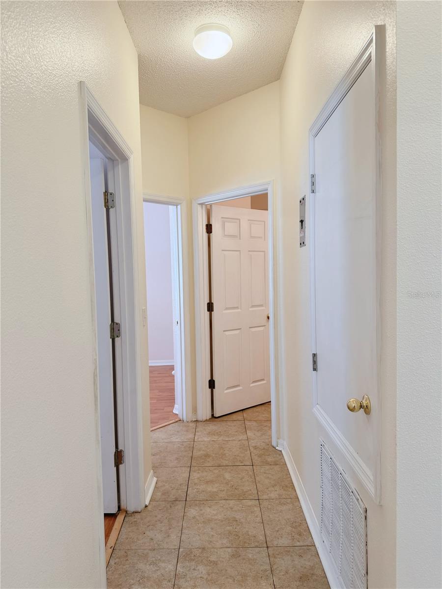 Image 15 of 37 For 5114 Santa Ana Drive