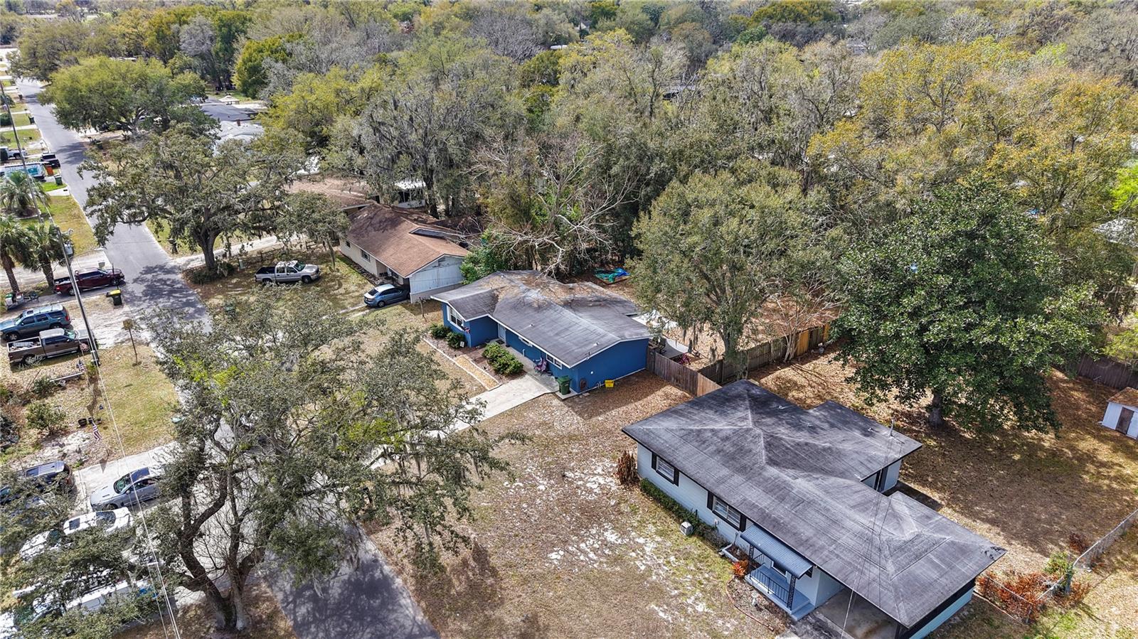 Image 3 of 29 For 303 Louis Street