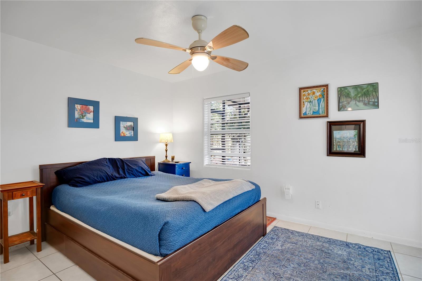 Image 11 of 33 For 500 Crystal Lake Street