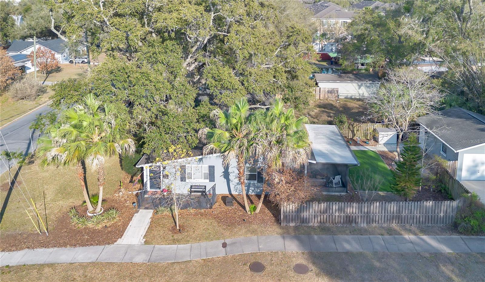 Image 27 of 33 For 500 Crystal Lake Street