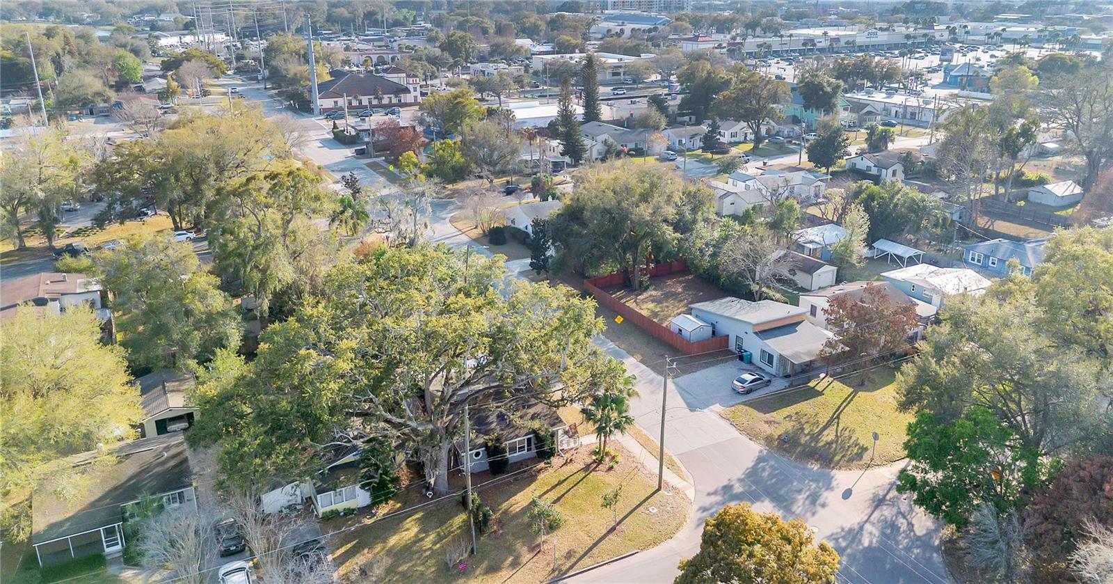 Image 31 of 33 For 500 Crystal Lake Street