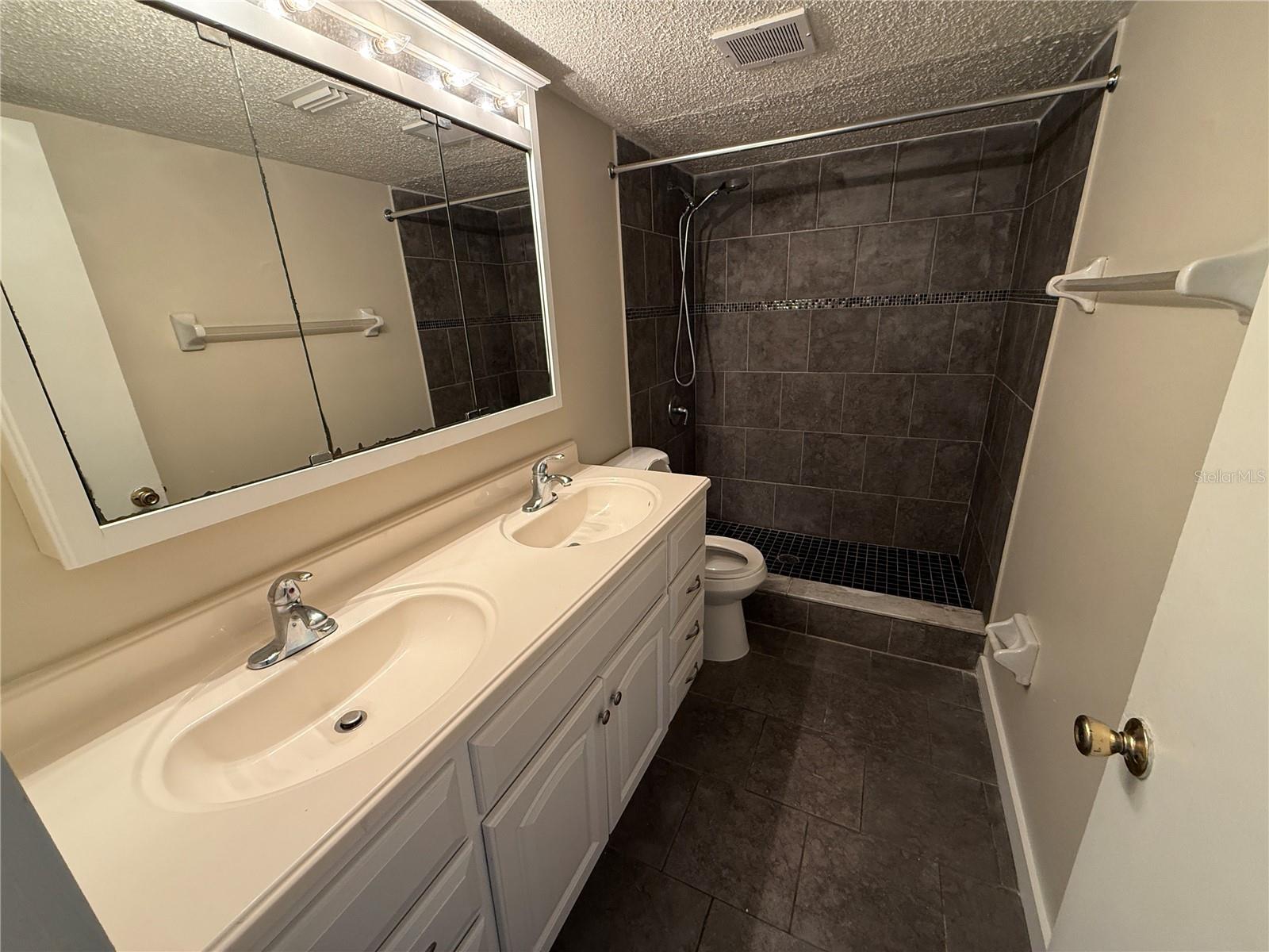 Image 10 of 12 For 305 Wymore Road 110