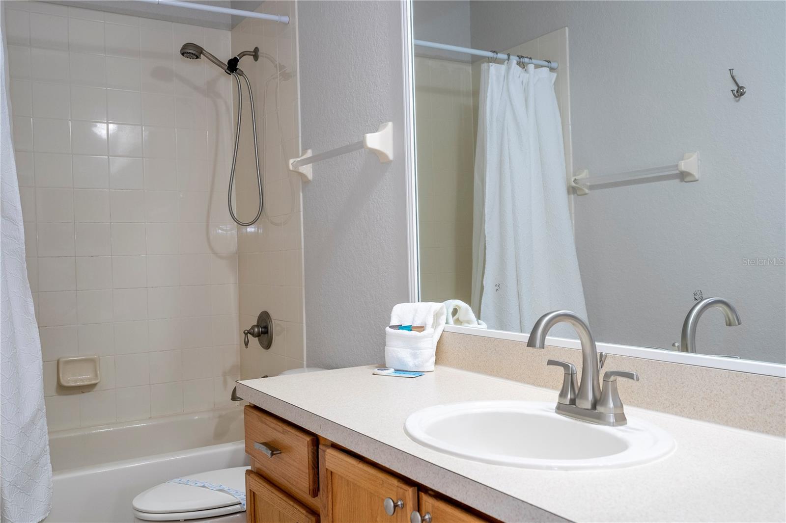 Image 14 of 30 For 4978 Strand Street 0