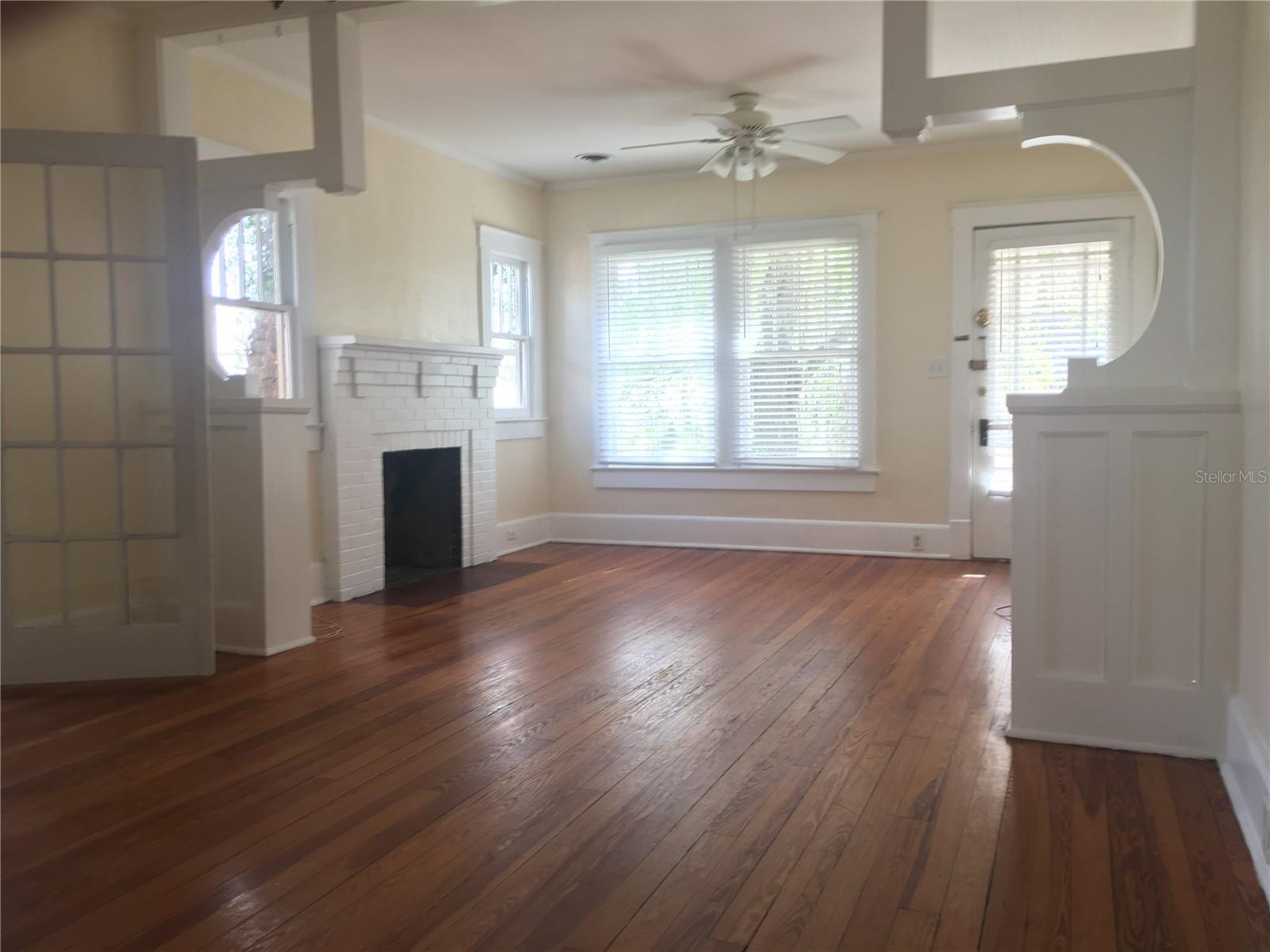 Image 10 of 21 For 113 Vanderbilt Street