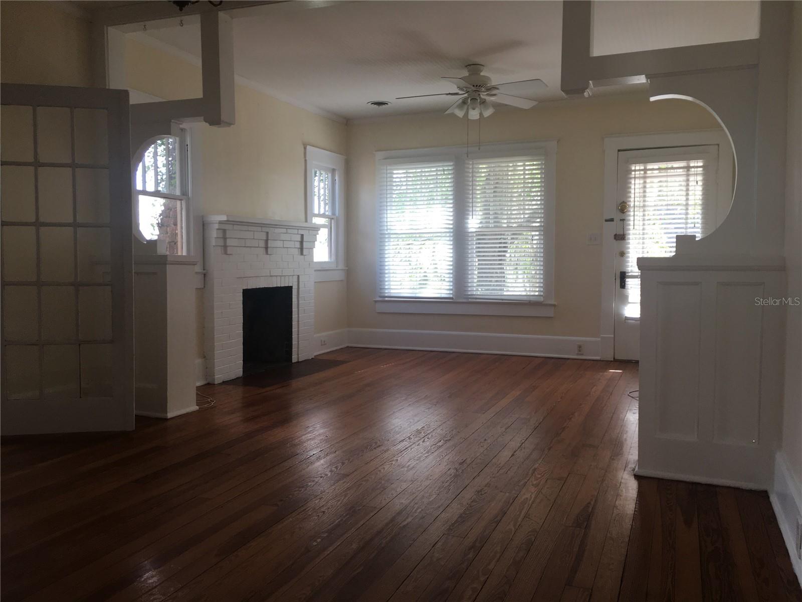 Image 7 of 21 For 113 Vanderbilt Street