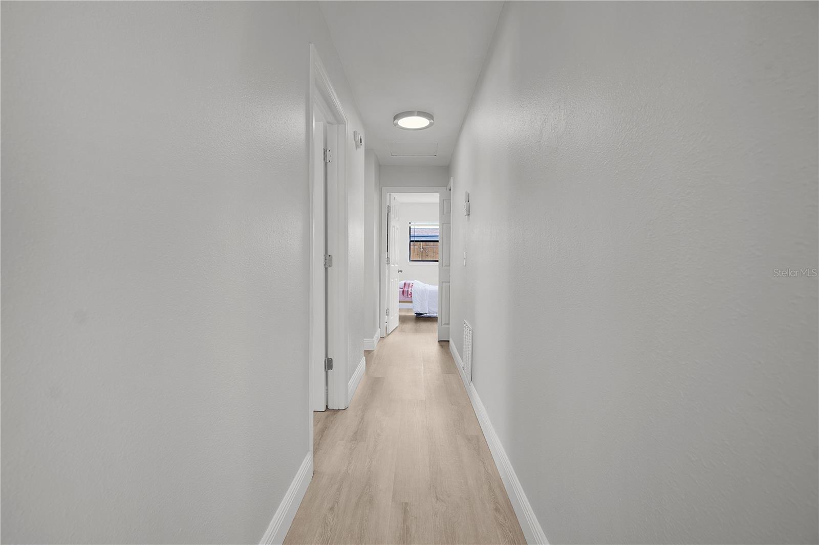 Image 15 of 34 For 211 Woodmere Blvd Boulevard