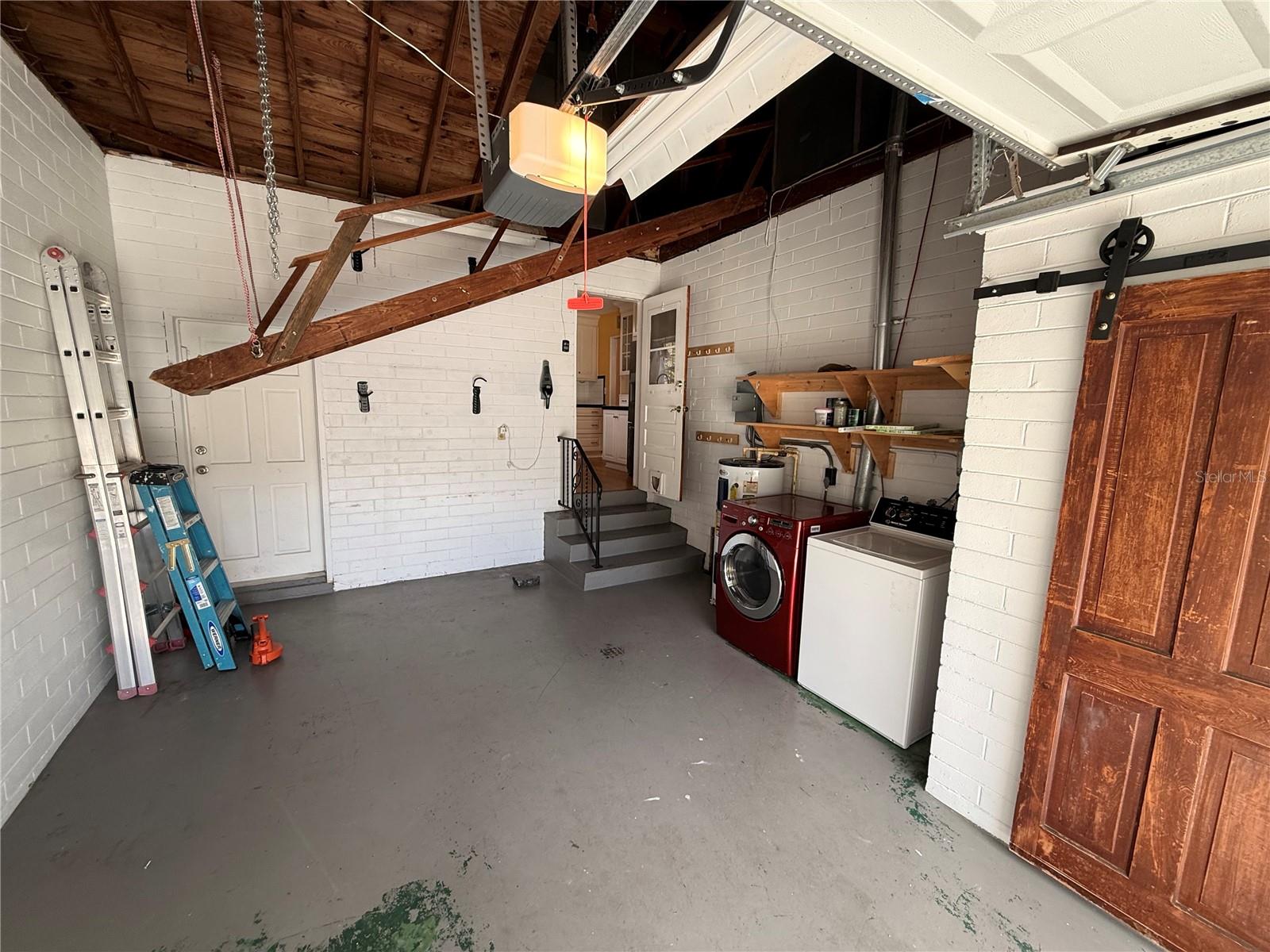 Image 18 of 18 For 1415 Oakley Street