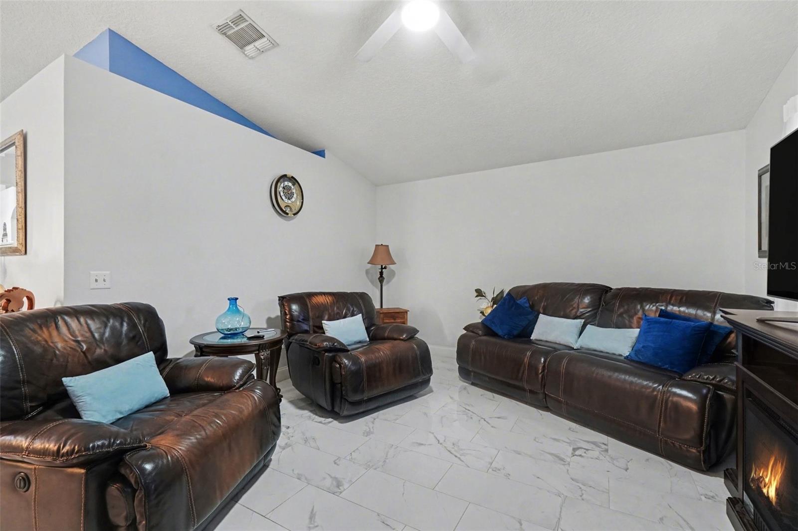 Image 12 of 27 For 1379 Osprey Way