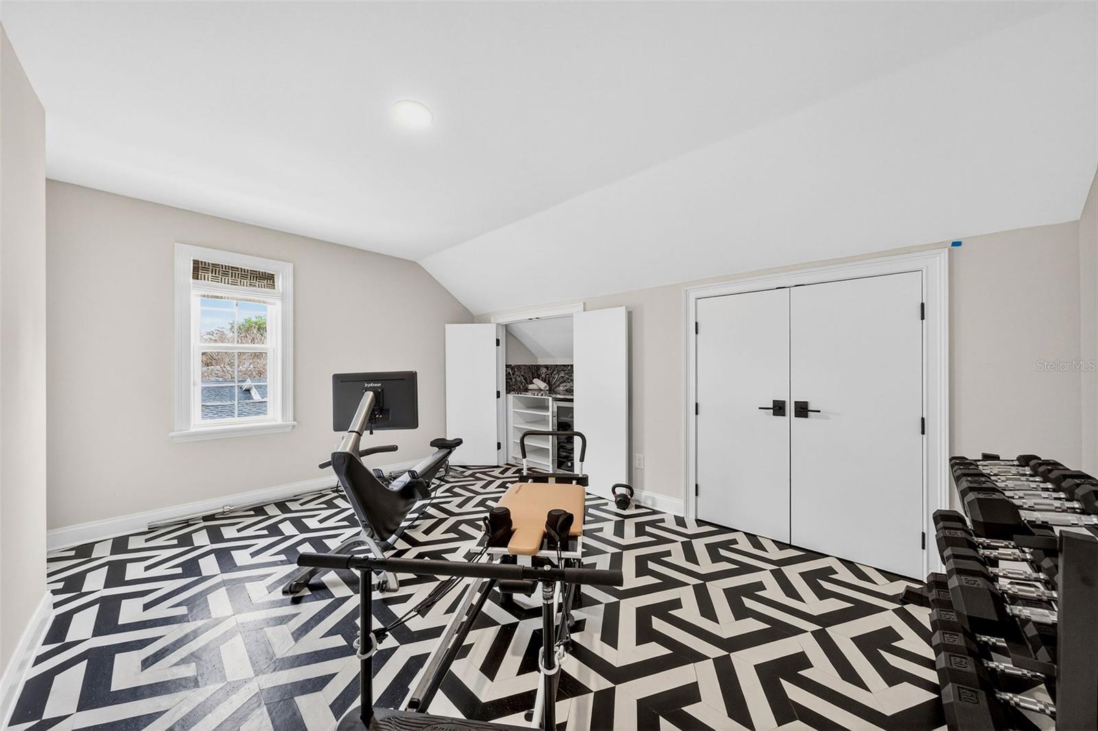 Image 34 of 46 For 611 Williams Drive