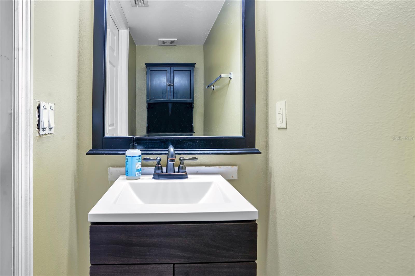 Image 20 of 44 For 2708 Orpha Lane