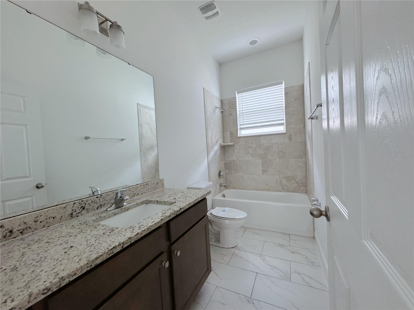 Image 11 of 29 For 725 Dennis Street