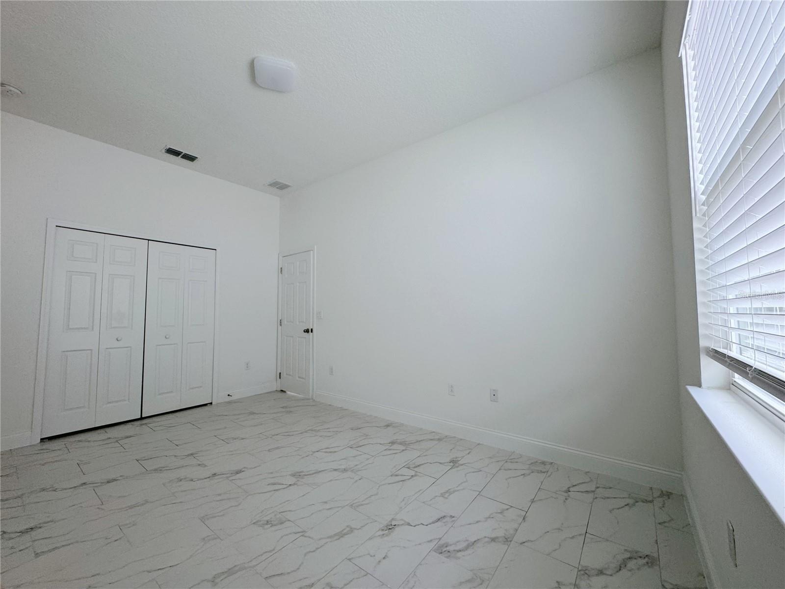 Image 13 of 29 For 725 Dennis Street