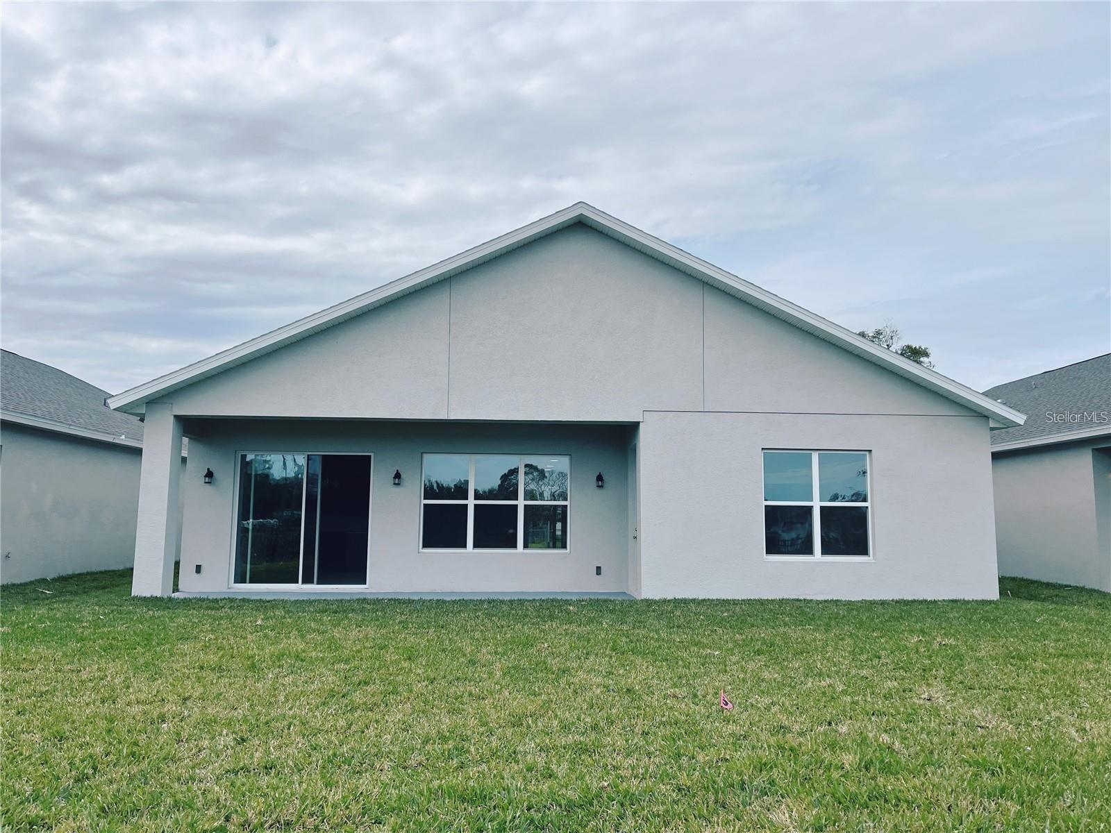 Image 28 of 29 For 725 Dennis Street