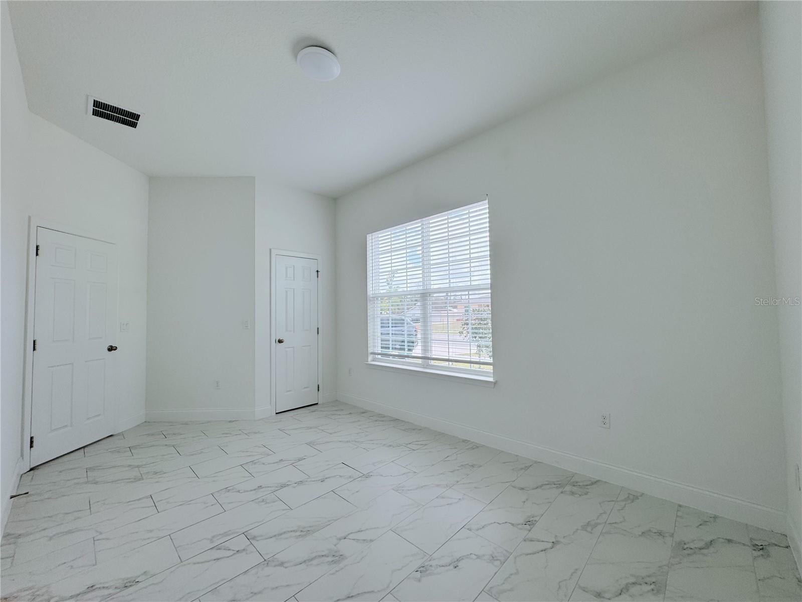 Image 5 of 29 For 725 Dennis Street