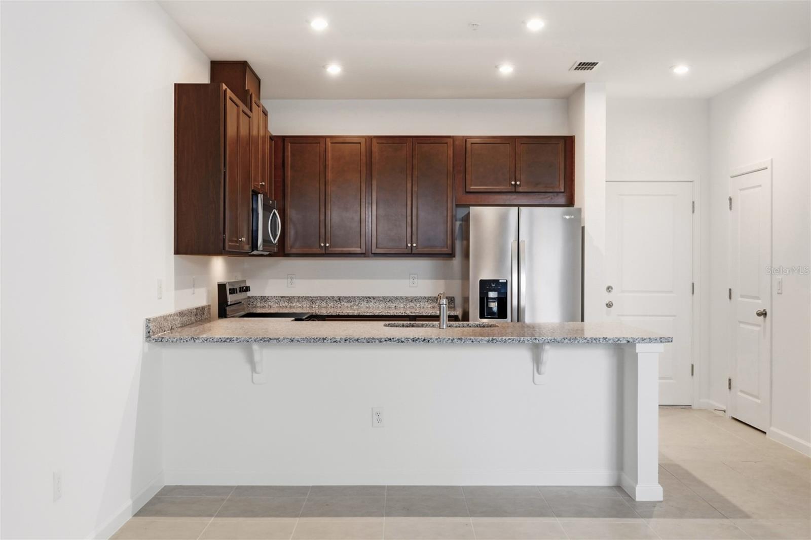 Image 4 of 52 For 10015 Gazebo Alley